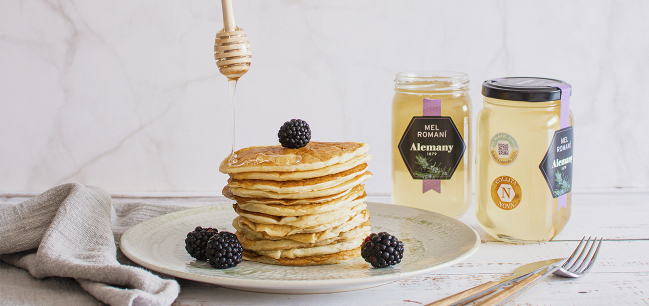 Pancakes amb mel de romaní